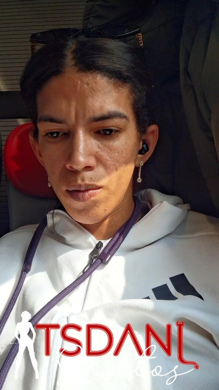 Tsdanisantos1: Nahrávejme spolu. Souhlasíš? Pokud ano, řekni to přímo.