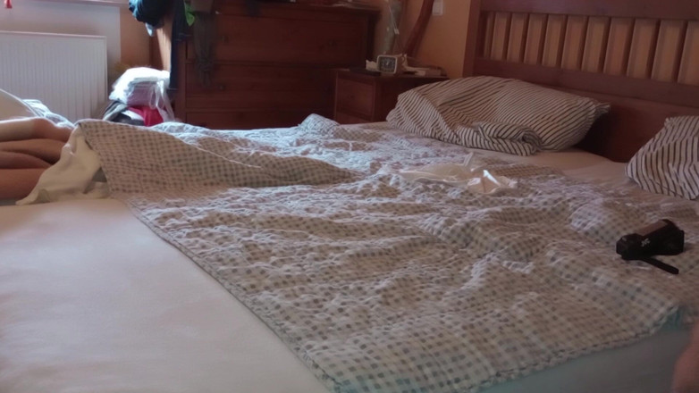 Mark Hannes: Withe satynowy poślizg masturbacja garbacja