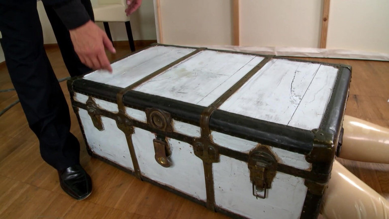 BDSM Deutschland: Pelacur berambut merah tiga kali menembusi bilik mandi oleh 3 polis...