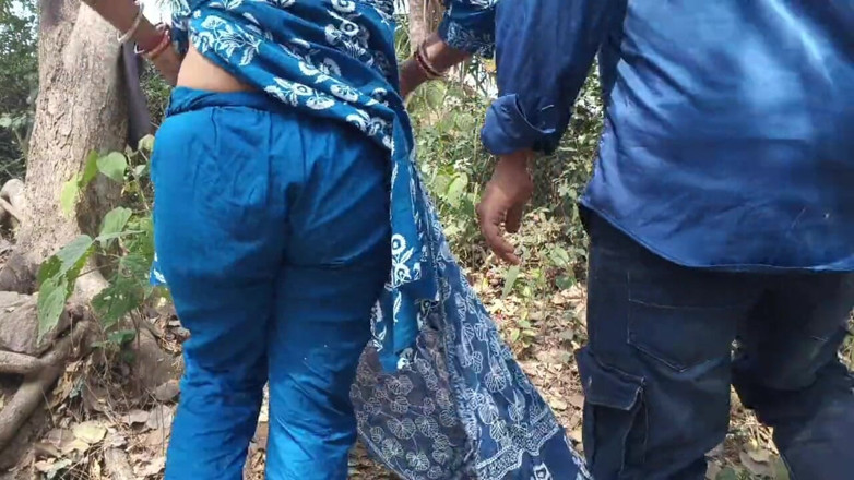 Sona bhabhi: Videoclip sexual din satul indian, fată indiană cu țâțe mari, presa...