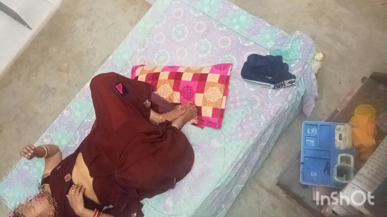 Bed: 北方邦的性感哥在家里性交