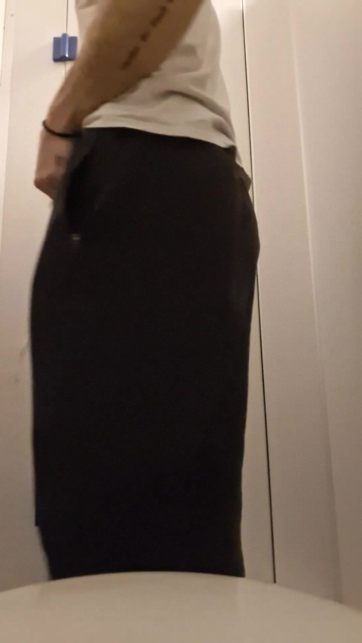 Sysi: Bokongku menetes