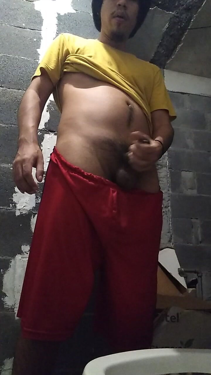 AlexAlejandro13: Vamos, orina conmigo.