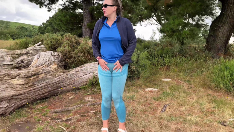 Emma Voyeur: Girl Can't Hold Her Pee and Desperately Pissing Outdoor Compilation
