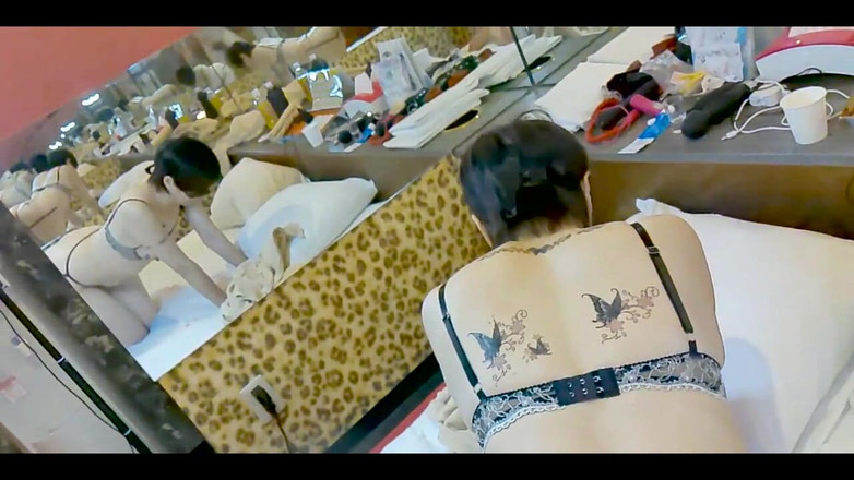 hiro_mayu_couple_jp: Mayu No87 stuiptrekkingen, tepelpiercing, tatoeagestickers, porcio, anaal spelen, spuiten, anale...