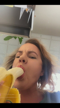 Ms Kasbh: Protože můžu.