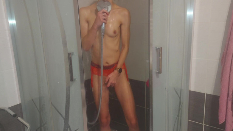 Wet Dripping Pussy: Kinky skinny eighteen year old girl masturbating in the shower