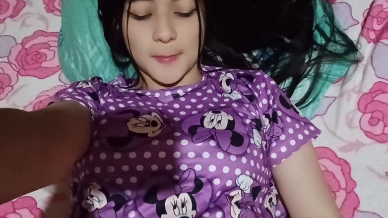 Yuli and tony: Un ricco orgasmo femminile con il mio nuovo pigiama. Mi...