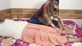 Il suocero ha fatto succhiare la suocera il suo grosso cazzo