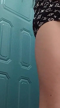 My Skinny Secretary in a Short Dress and High Heels Cums in My Office