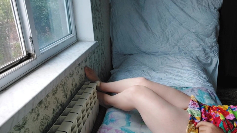 Kitty_Cross: Miniklänning het ladyboy solo dans striptease big butt shemale booty