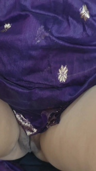 Saree yeni evli evli kadını sikiyor