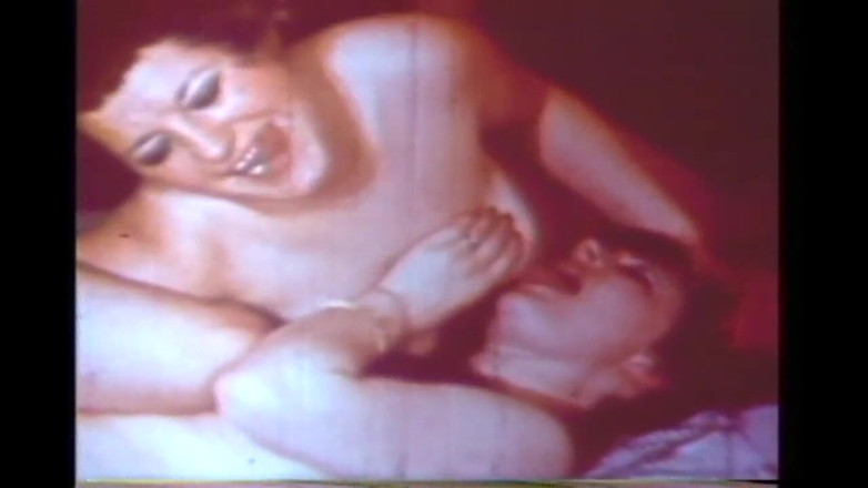 Vintage Usa: Vintage Lesbian Hairy Pussy MILF Licking Party