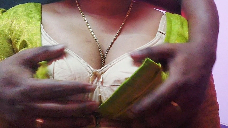 Desi Mohini: Kamuk Sutra Hot Bhabhi Zoya Hardcore Sex Desi.