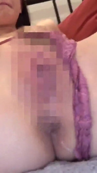 Parte 1, uma mulher bonita com peitos e pernas bonitas sem precedentes. Ela continua balançando os quadris com seus instintos.303