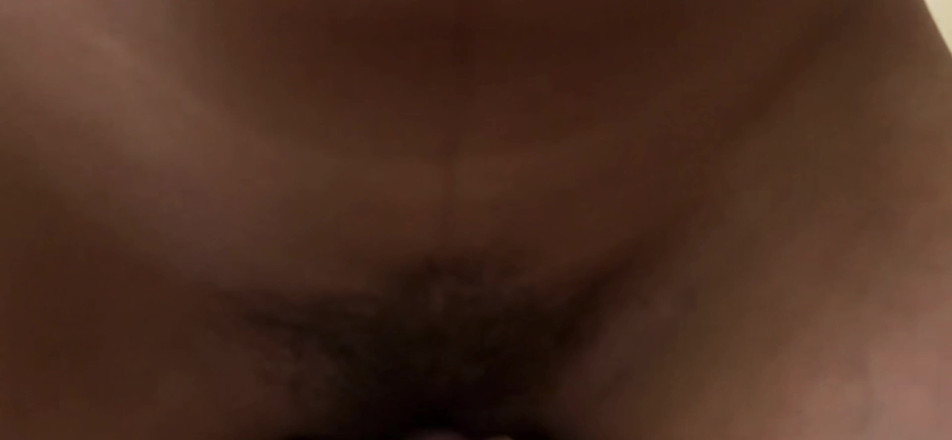 TheMaadDick: Una teen di 19 anni cavalca un grosso cazzo per la...