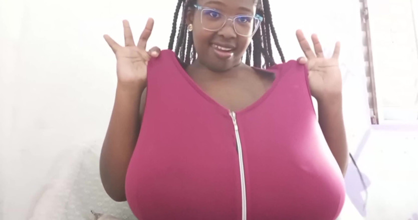 Angel Big B: Speel Met Mijn Grote Tieten, Schat