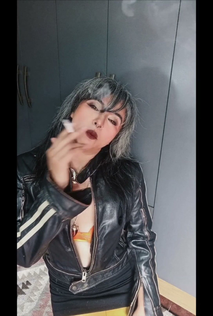 Casia Castro: From My Pussy to Your Lips - Wet Cigarette Fetish I'm...