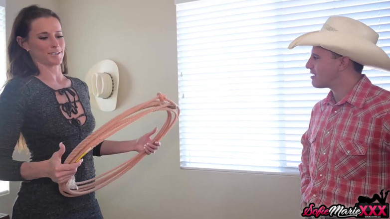 Sofie Marie: MILF Sofie Marie Seduces Hung Dude And Fucks Him Hardcore