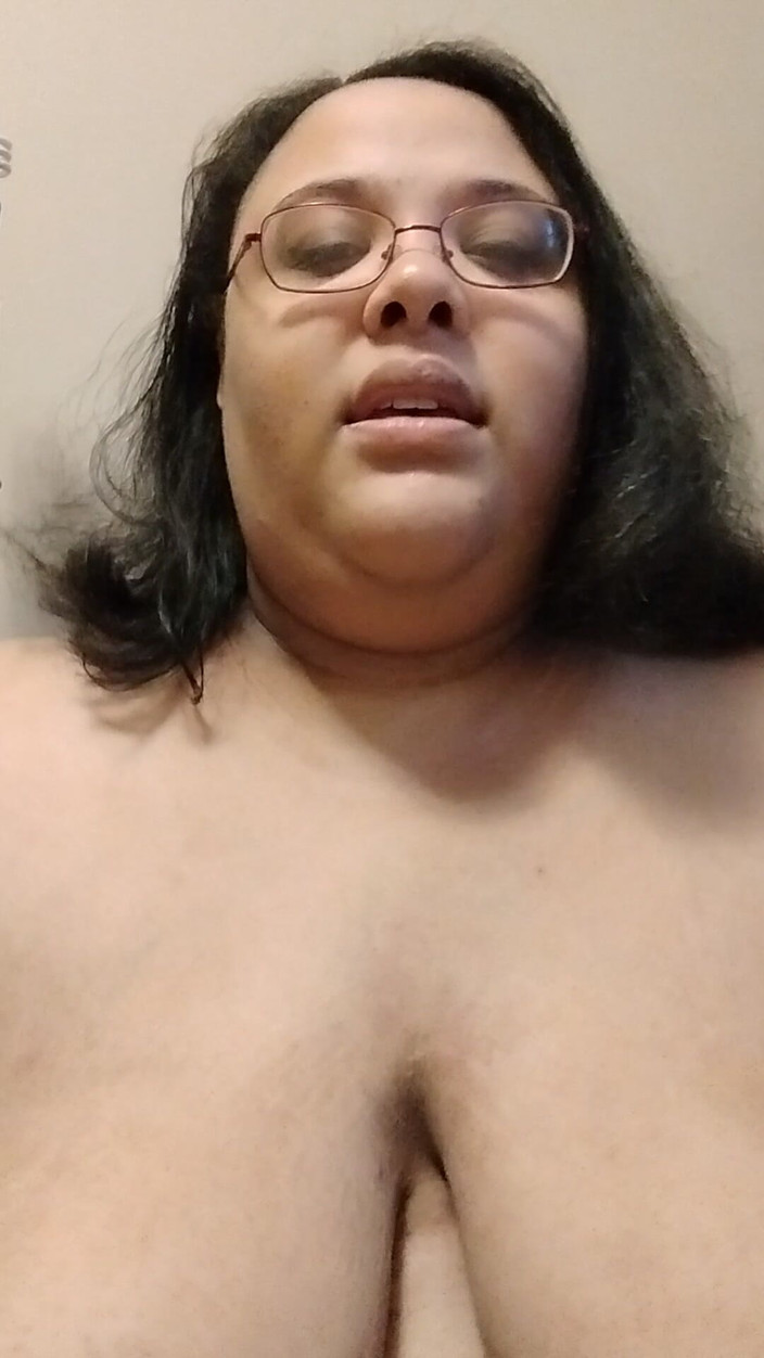 Jessica pigslut: Tlustá děvka prosí o tvého ptáka!