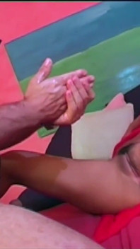 Puño y anal con la gran polla de Omar Galanti