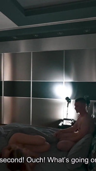 S5e4 Bts Pt1: 継母とファンタ シー セクシーなからかいセットアップでフェラチオの準備?