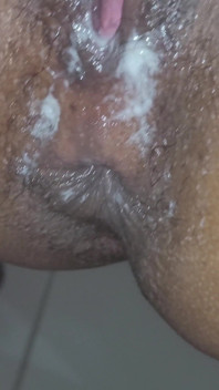 Lezzetli orta yaşlı seksi kadınla 4k'da misyoner anal, sonunda yüzünü gösterecek mi? Gel öğren.