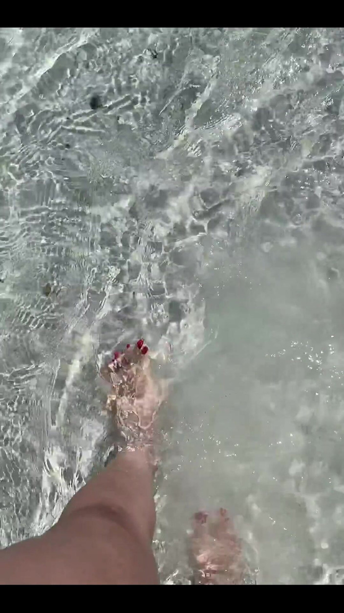 KiffaFeet: Walking on Paradise ️️