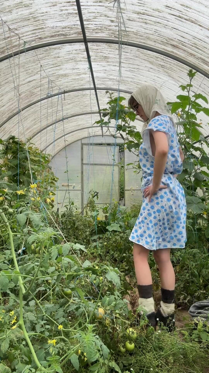 Karafuto404: Špinavá venkovská dívka