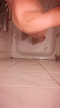Začátek videa ve sprše