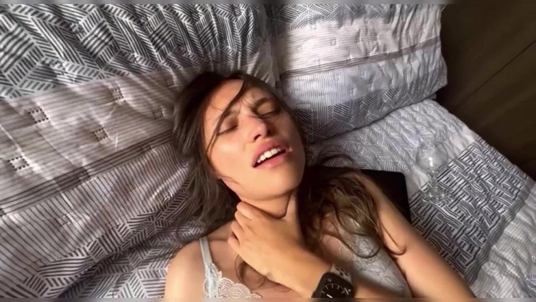 scarlettandc: Mein Hintern Wird Heiß, Wenn Ich Ihn Berühre