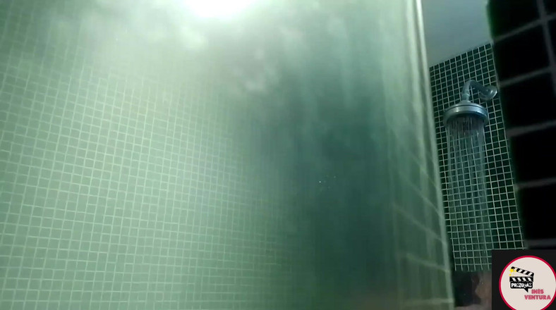 Raquel Cardoso Da Rosa: Une athlète célèbre reçoit un massage, j’ai une roulette