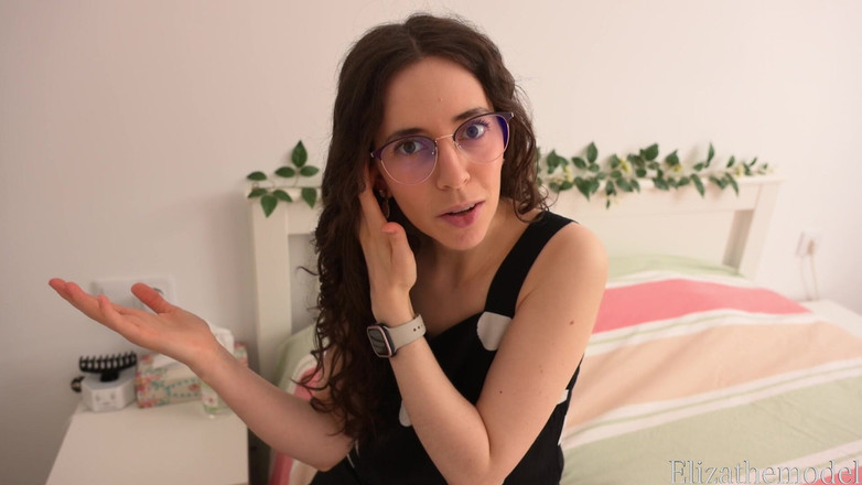 ElizaTheModel: Mama vitregă este impresionată de pula ta