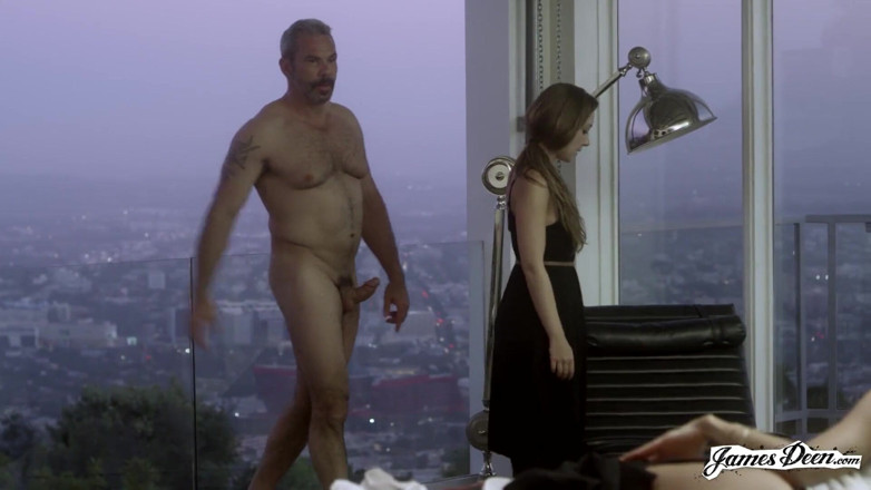 James Deen: Remy Lacroix được đụ mạnh trong cặp mông to của cô ấy
