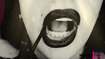 Goddess Misha Goldy: Triple lipstease envoûtante avec coaching masturbatoire