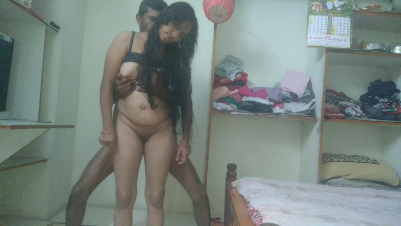 Telugu Couple: Echte indische ehefrau desi-style blowjob im schlafzimmer