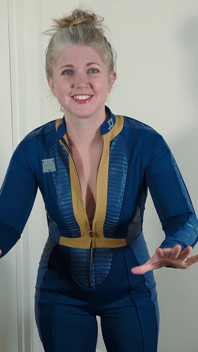 金库女孩的收缩光线把你变成她的beta cuck