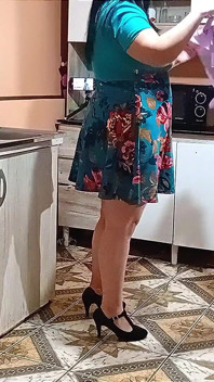 Sexe maison réel dans la cuisine