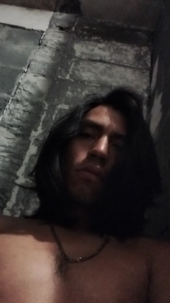 AlexAlejandro13: Straight to My Eyes and My Face