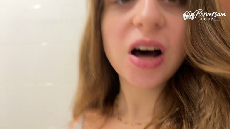PerversionCouple: Meine schwangere stiefschwester hat mich angemacht und lud mich ein,...