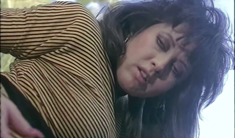 Inhonorof porn: Esta Zorra Vintage Se Lleva Una Buena Polla Negra Bajo...