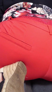 私の継母はこのPAWG!ついにこの痴女の巨大なお尻を犯しました!