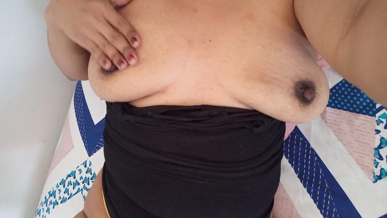 PATY PATY: Zlobivá Mexičanka miluje masturbovat a stříkat sexy