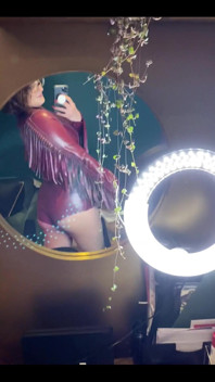 Costum de latex