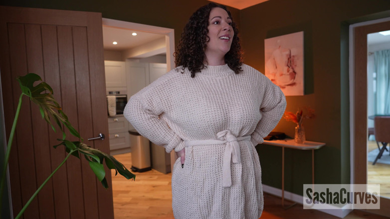 Sasha Curves: Jealous Step-stepmom Will Do Anything for Your Attention