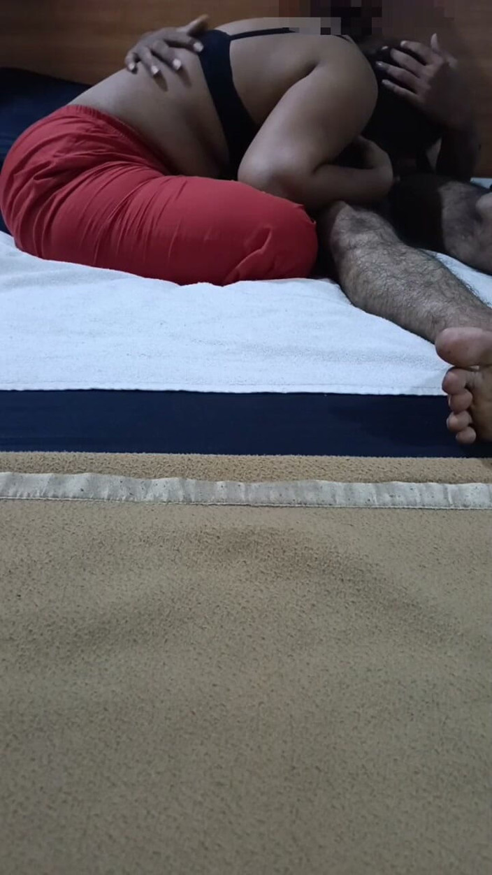 Preetiji: Meninggalkan Isteri Kawan.