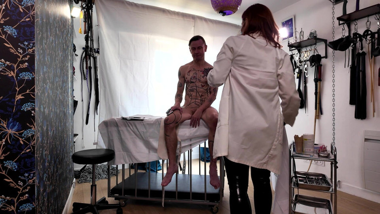 InannaJustice: Inanna spravedlnost lékařské vyšetření dominantní: těžké segufix otroctví. Roleplay, lékařský...