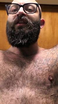 Alpha Muscle Show-off
