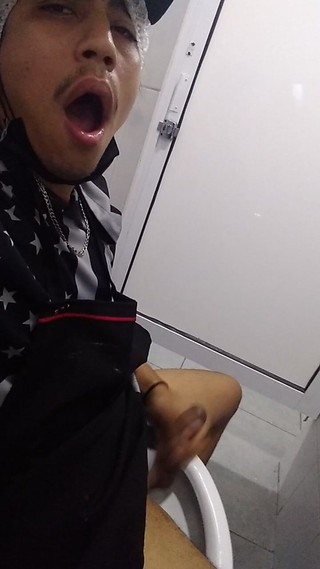 AlexAlejandro13: Làm việc