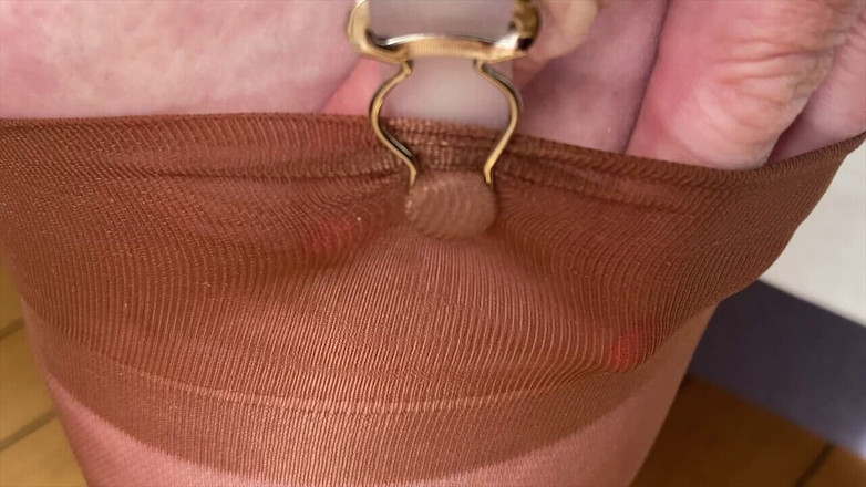 Mr MF: Mrs Mature Feet Showing You All a Real Pair of...